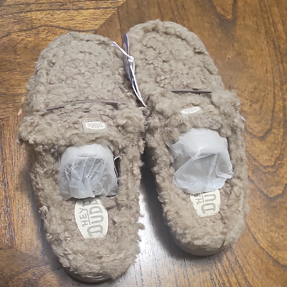 Hey Dude Wendy Timber Wolf Fuzzy Slippers